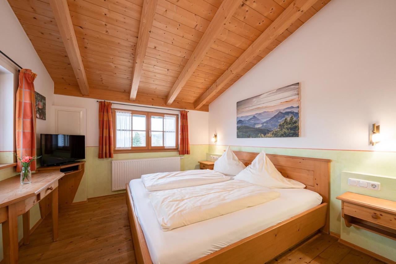 Berggasthof Hotel Duftbraeu I Ruhige Alleinlage I Mitten Im Gruenen Samerberg Exteriér fotografie
